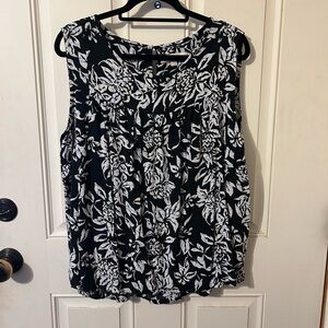 Used Good Condition LOFT Monochrome Leaf Print Blouse